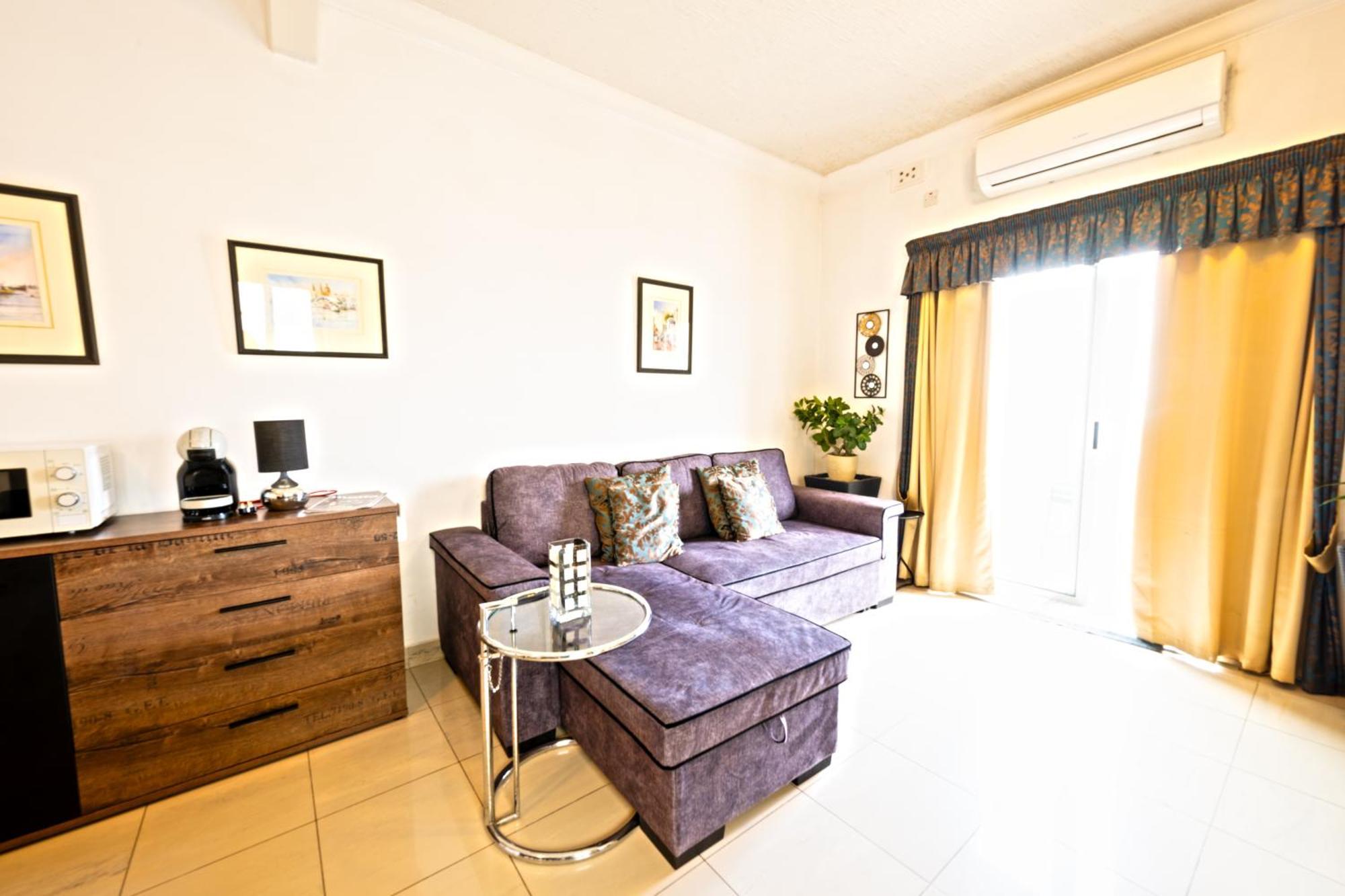 Vic- Seafront Apartment Sliema Luaran gambar
